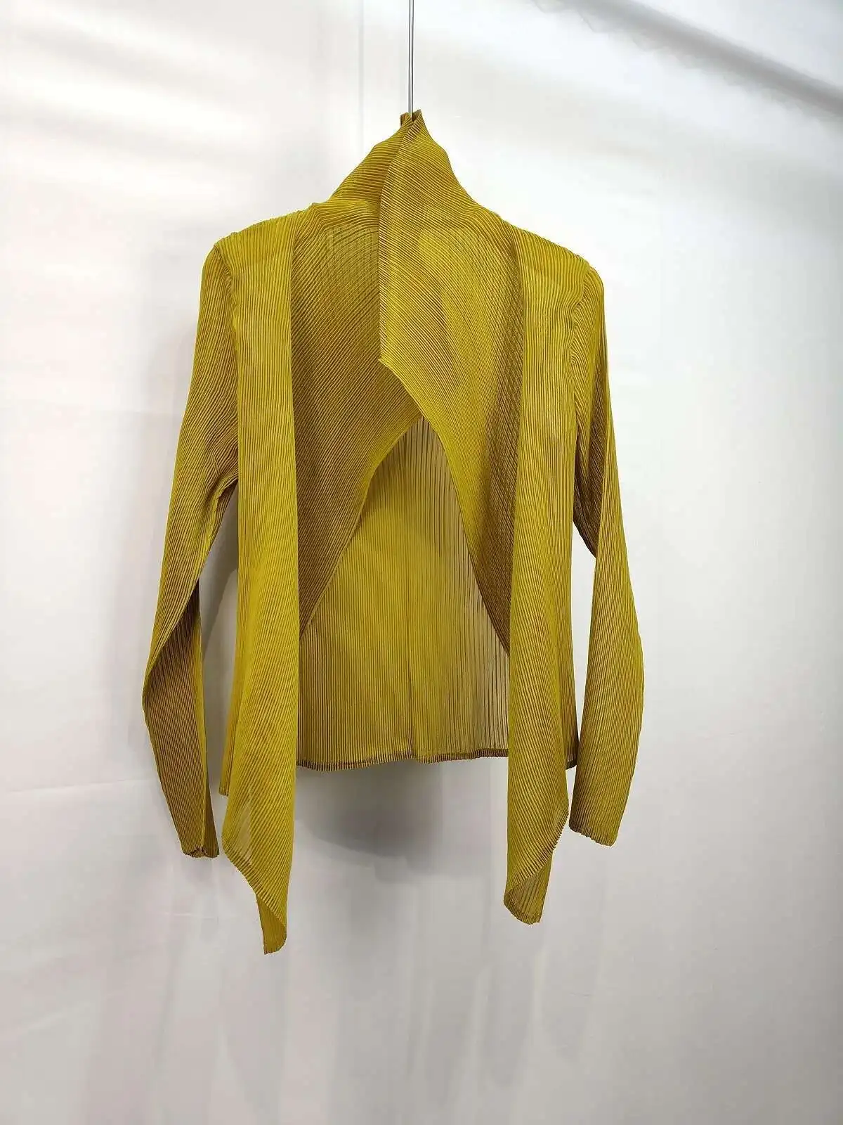 LANMREM Nihce Pleated Sunscreen Cardigan Coat For Women 2025 New Summer Fashion Lightweight Lapel Long Sleeve Clothes 2DB3155 - Image 13