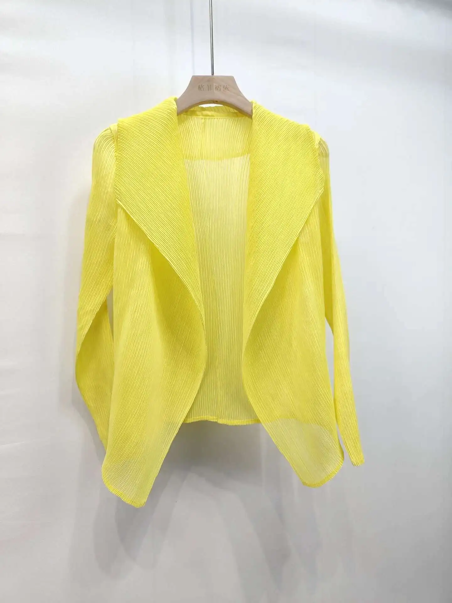 LANMREM Nihce Pleated Sunscreen Cardigan Coat For Women 2025 New Summer Fashion Lightweight Lapel Long Sleeve Clothes 2DB3155 - Image 14