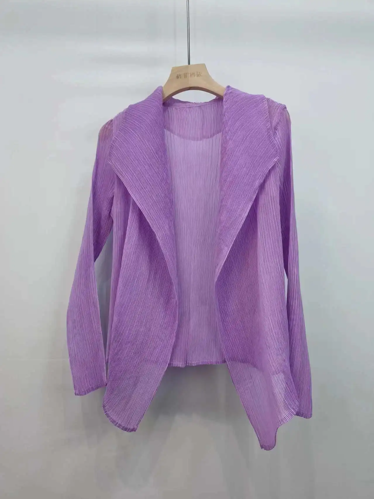 LANMREM Nihce Pleated Sunscreen Cardigan Coat For Women 2025 New Summer Fashion Lightweight Lapel Long Sleeve Clothes 2DB3155 - Image 15